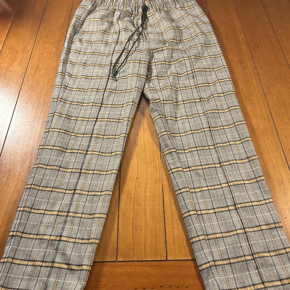 Forever 21 Plaid Sweatpants in Gray and Tan